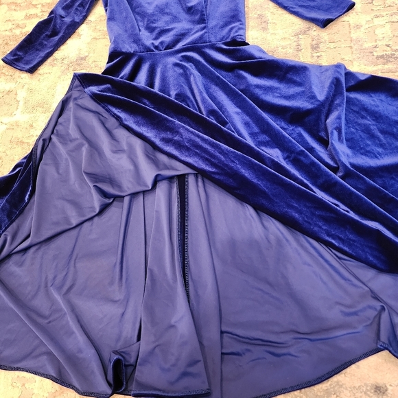 NWT Deadly Is The Female Blue Velvet On Off Shoulder Swing Dress Size UK 6/8 XS - Picture 10 of 16